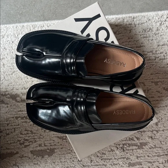 Black Tabi Loafers - Picture 2 of 5